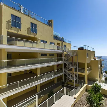 P U L A Cliffs By Gt House * Sesimbra
